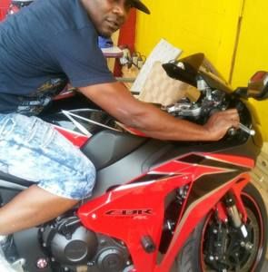 Meet your Posher, Ian